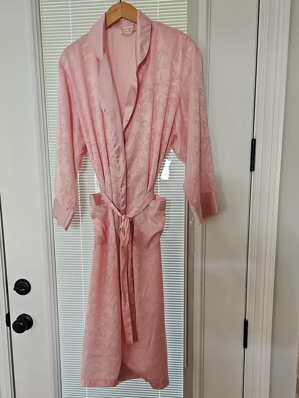 Vintage Victoria's Secret Light Pink Satin Jacquard Robe